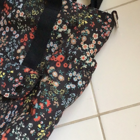 ‘Wild Fable’ Backpack/Shoulder/Hand Tote - Picture 4 of 8